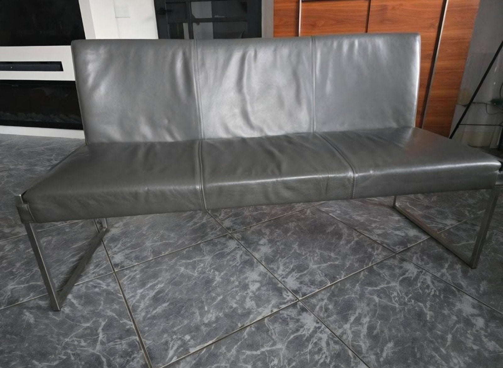 Leren eetkamerbank Grijs, Ophalen, 150 tot 200 cm, Driepersoons, 75 tot 100 cm