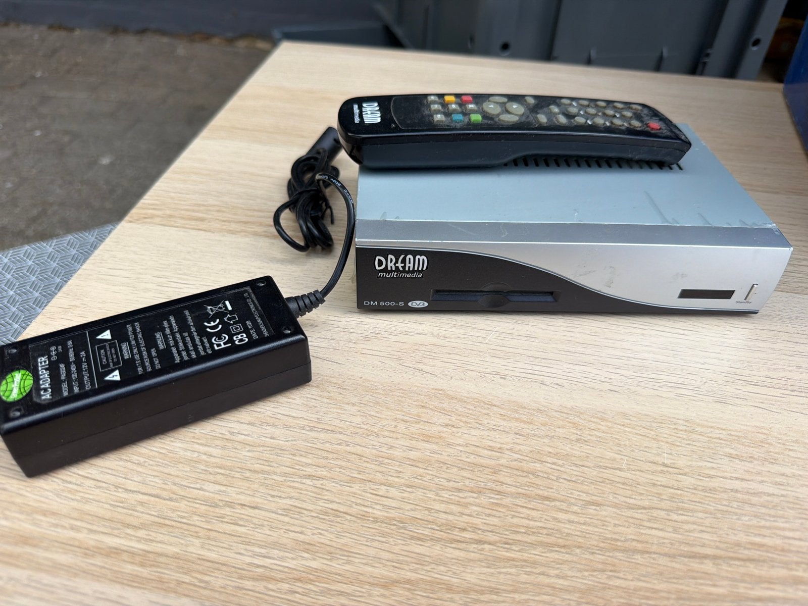 Dream Multimedia DM 500-S satelliet ontvanger, Ophalen of Verzenden, Gebruikt, Decoder