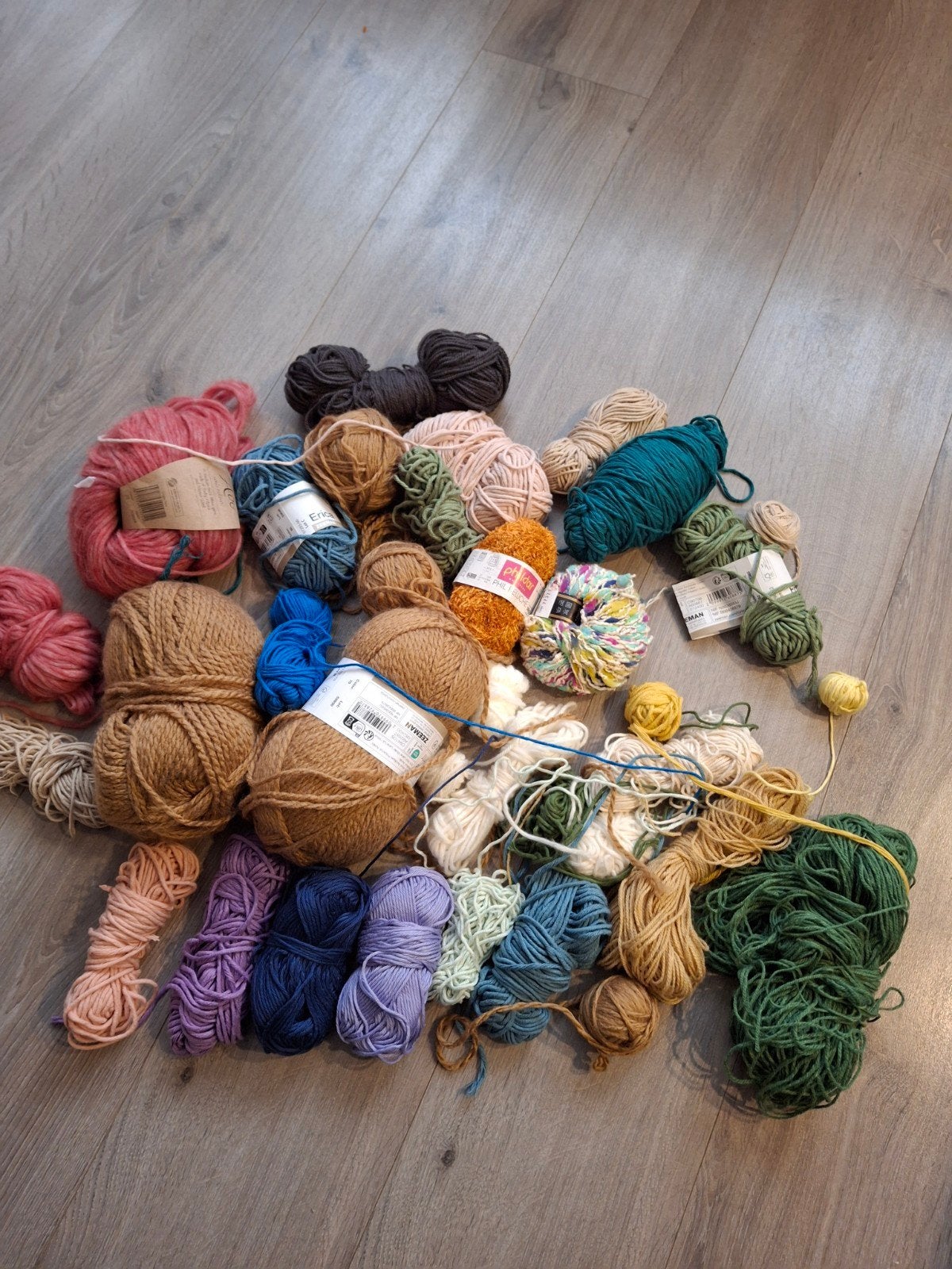 Tas vol brei en haakgaren, koopje!, Hobby en Vrije tijd, Ophalen of Verzenden, Breien of Haken, Wol of Garen