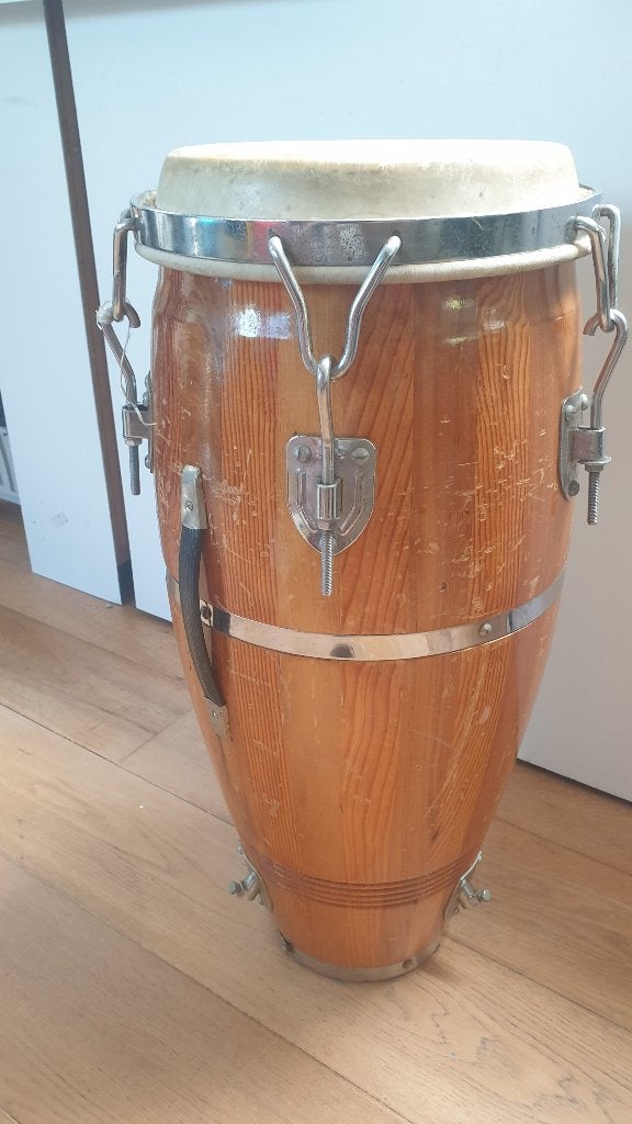 conga's, Muziek en Instrumenten, Ophalen of Verzenden, Zo goed als nieuw, Trommel