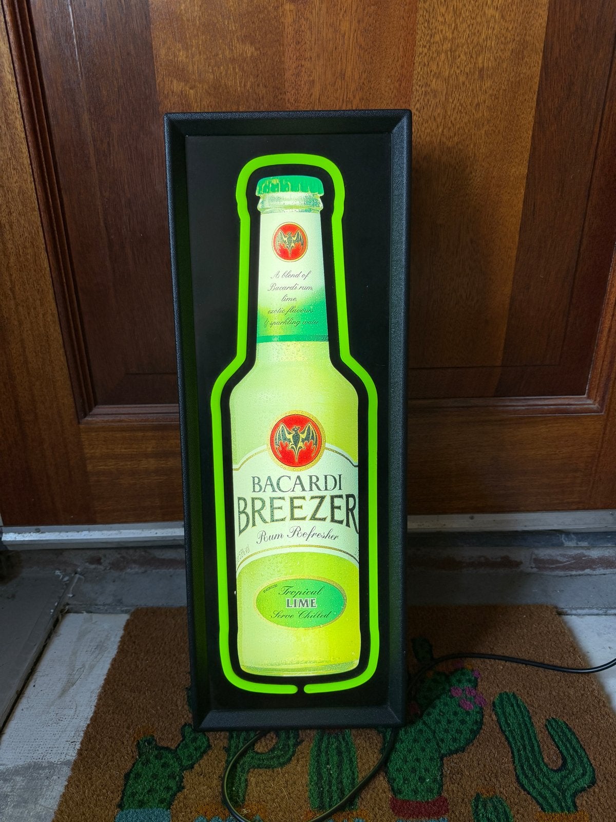 Bacardi Breezer Tropical Lime Lichtreclame 64,5x23,5, Groen, Gebruikt, Overige stijlen, Kunststof