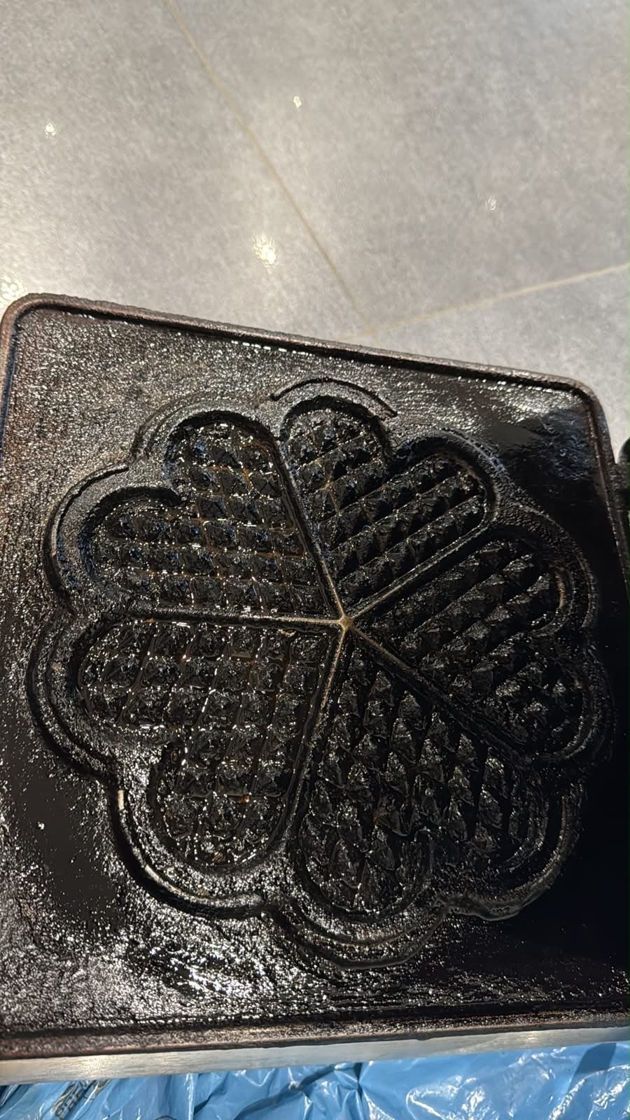 Professionele Neumärker wafelijzer - Hartjeswafel, Ophalen, Gebruikt