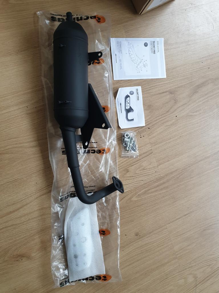Nieuwe technigas uitlaat, morini, 2takt, aprilia, suzuki, Ophalen of Verzenden, Nieuw, Suzuki