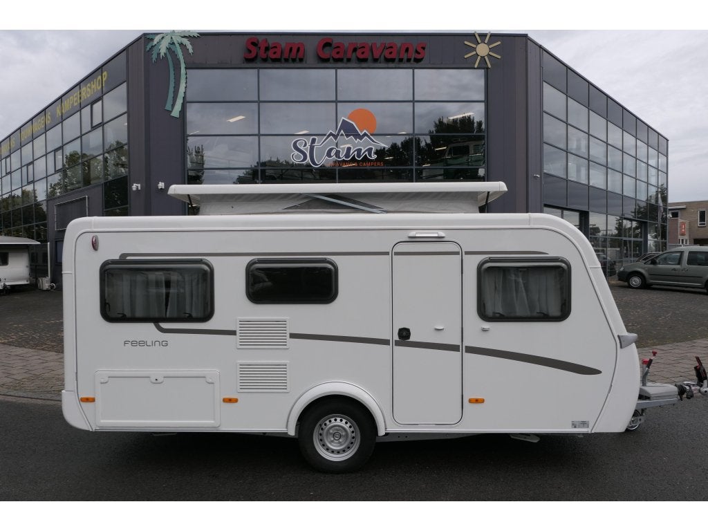 Eriba Feeling 425 NIEUW STAAT, Caravans en Kamperen, Caravans, Standaardzit, Tot en met 2, 4 tot 5 meter, Eriba
