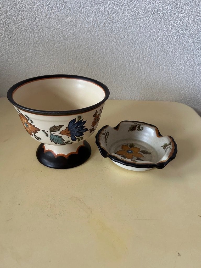 Vintage Gouda Plateel set: Goedewaagen & Flora schaal, Antiek en Kunst, Antiek | Keramiek en Aardewerk, Ophalen of Verzenden