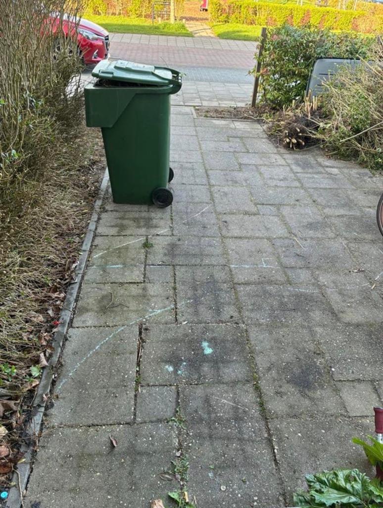 Moet nu weg: Tuintegels, Ophalen, Gebruikt, Beton, Terrastegels