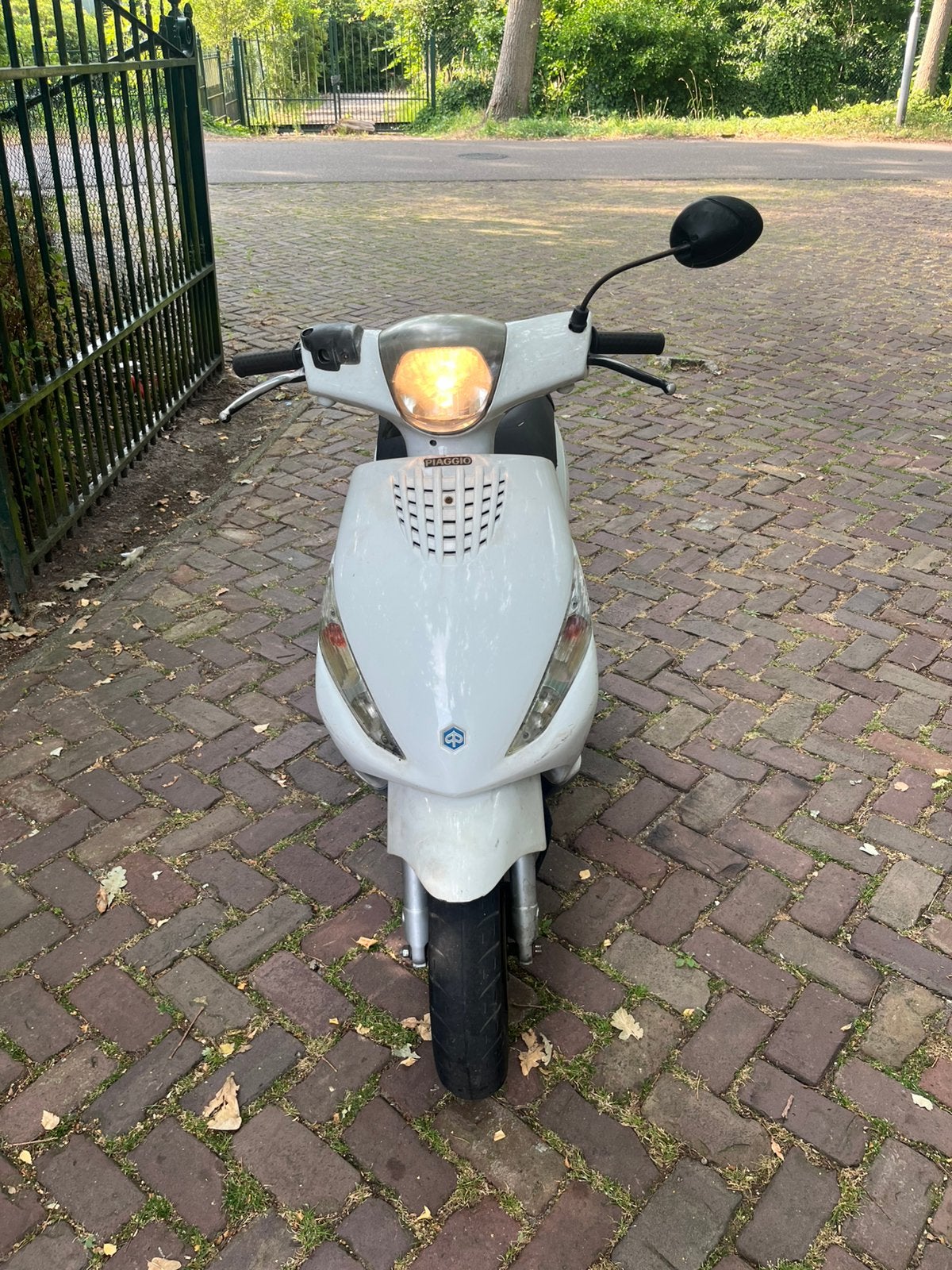 Piaggo zip, Ophalen, Zo goed als nieuw, Benzine, Zip
