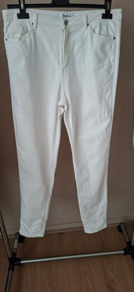 Toxik3 witte jeans  L, Wit, Ophalen of Verzenden, Zo goed als nieuw, Lang