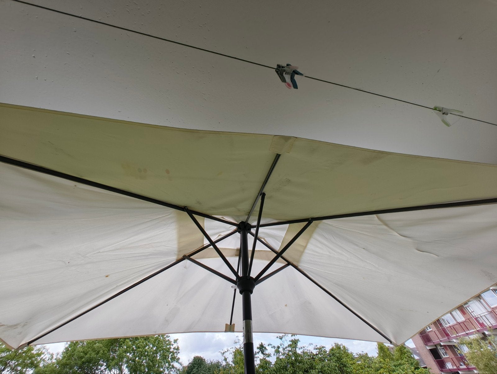 Zweefparasol met slinger - Wit/Crème, Ophalen, Gebruikt, Zweefparasol