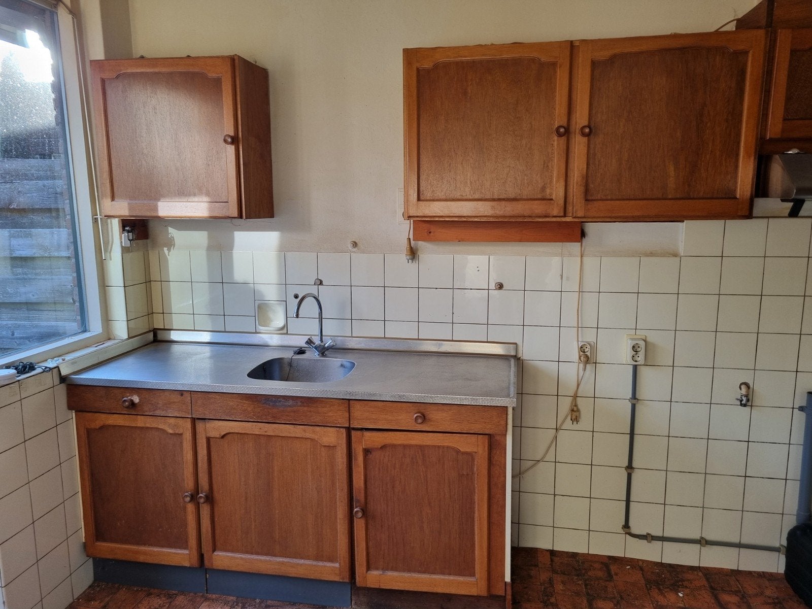 Vintage houten keukenblok met bovenkasten, Huis en Inrichting, Ophalen, Gebruikt, Wit, Enkelwandige keuken