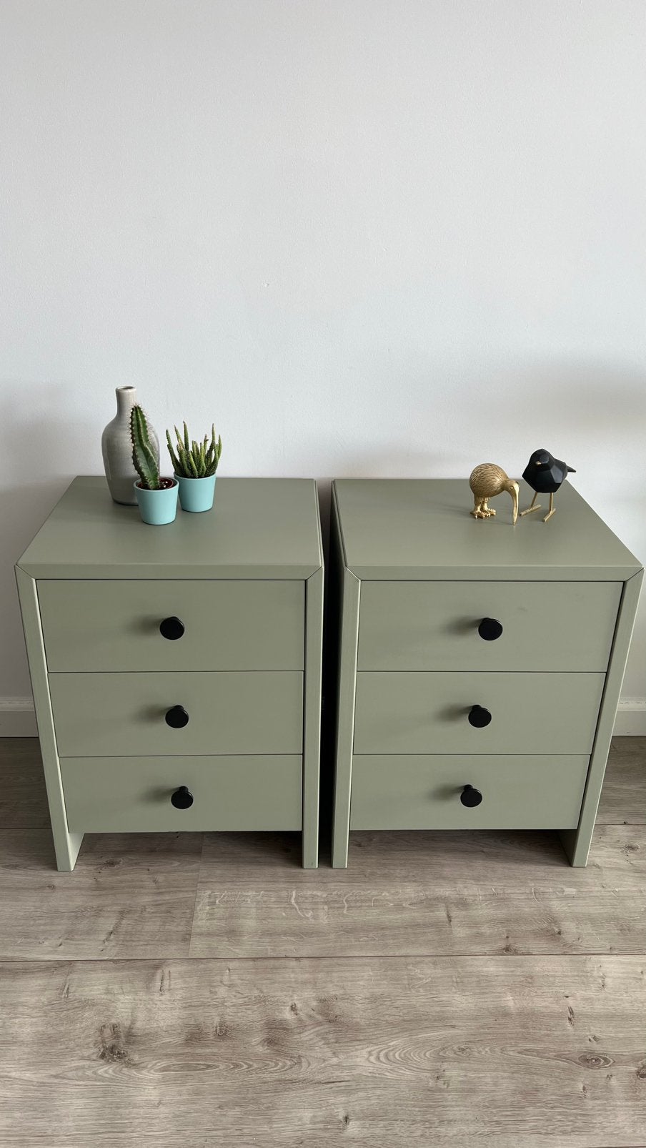Set gerestylde nachtkastjes | 3 lades | groen, Ophalen, Zo goed als nieuw, Minder dan 45 cm, 55 tot 70 cm