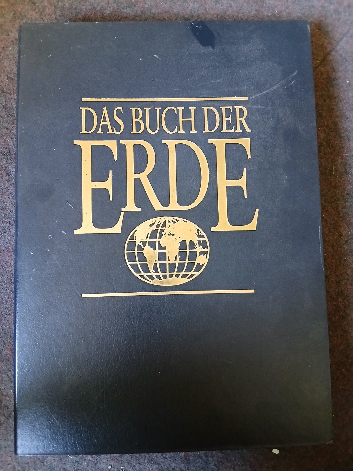 Das Buch der Erde - Wereldatlas met CD-ROMs, Gelezen, Overige atlassen, Ophalen of Verzenden, 1800 tot 2000