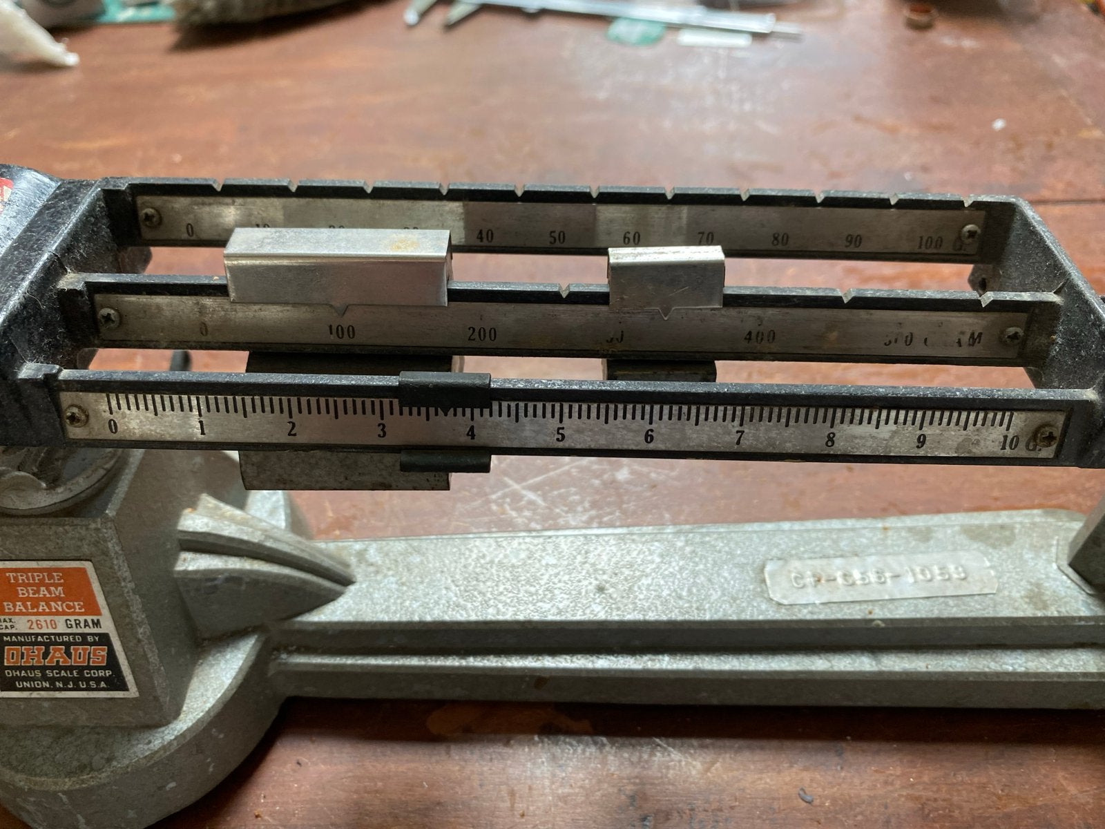 Antieke Vintage Ohaus Triple Beam Balans - Lab Weegschaal, Antiek en Kunst, Antiek | Gereedschap en Instrumenten, Ophalen