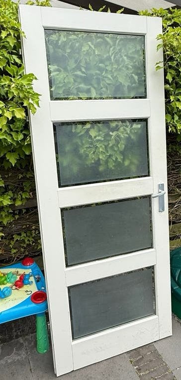 Rechtsdraaiende witte deur met melkglas, t.e.a.b. MOET WEG, Ophalen, Gebruikt, 80 tot 100 cm, Binnendeur