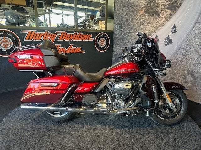 Harley-Davidson FLHTK ULTRA LIMITED (bj 2021), Motoren, Motoren | Harley-Davidson, Laan van Vredenoord 33
2289 DA  RIJSWIJK, NL