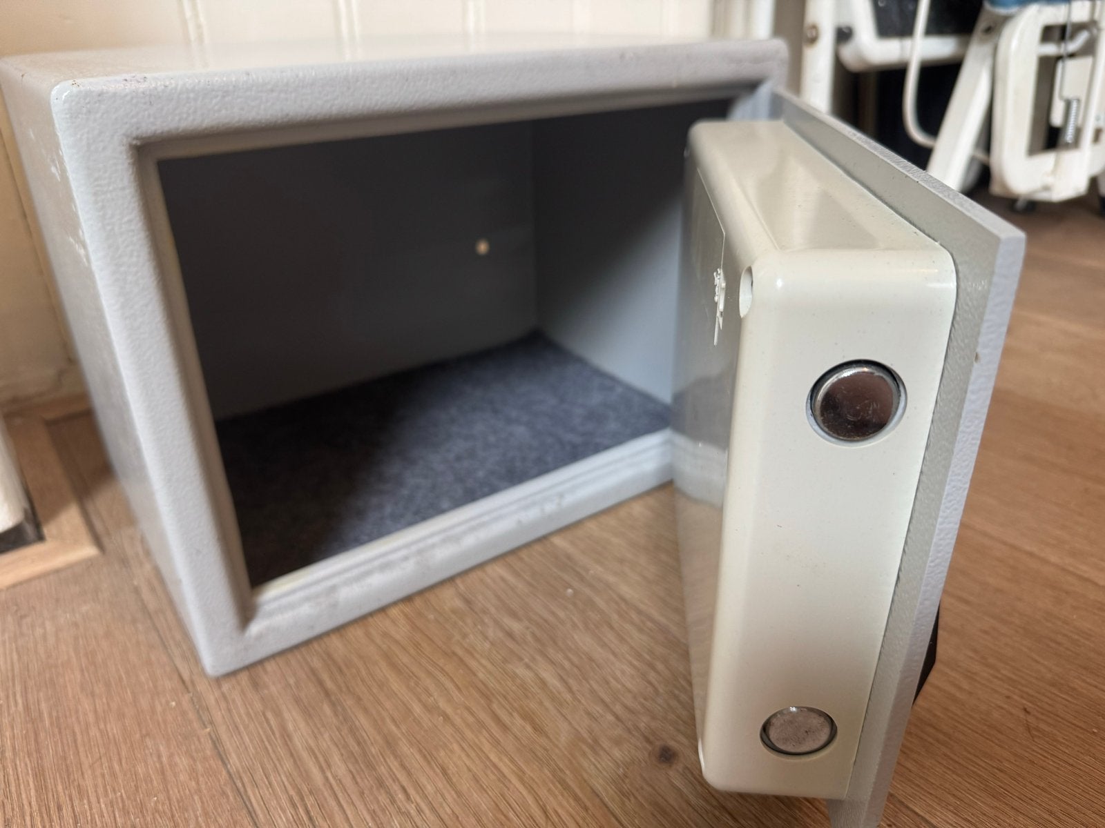 EL-1 Safe Protector Kluis met Cijferslot en Sleutel, Ophalen, Gebruikt, Brandkast
