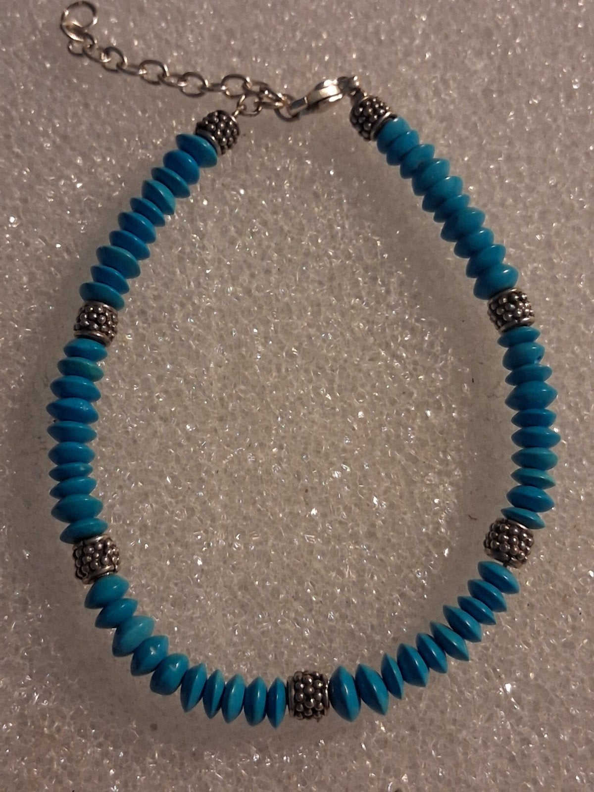 Armband met Turkoois steen-- lengte 17 cm, Verzenden, Nieuw, Blauw, Overige materialen