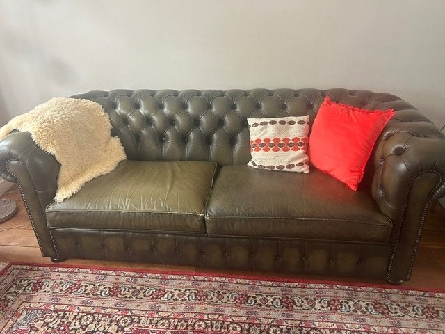 Mooie royale groene leren Chesterfield 2-zitter – 200 cm, Antiek en Kunst, Ophalen
