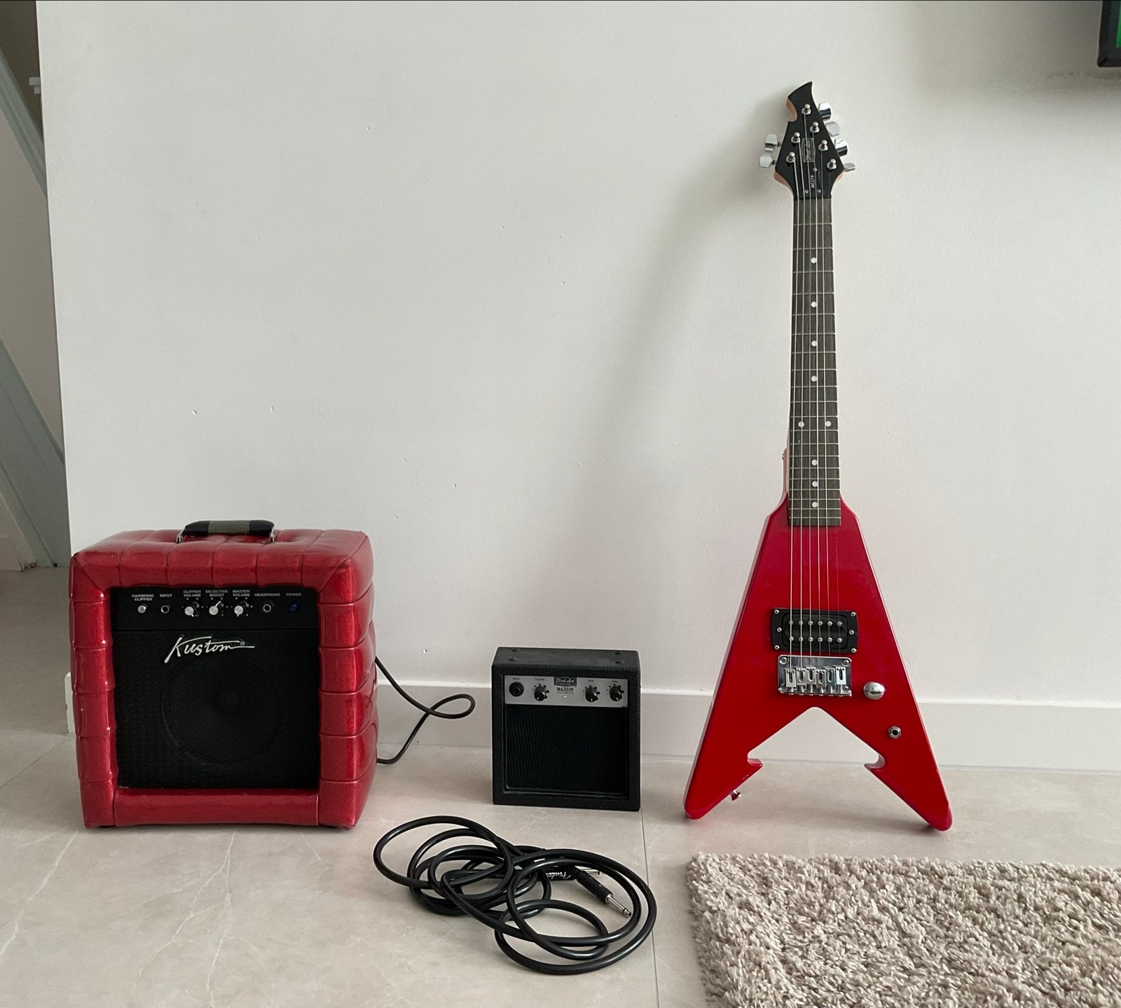 Complete gitaarset voor jonge rockers - Zo goed als nieuw, Met versterker, Zo goed als nieuw, Solid body, Ophalen