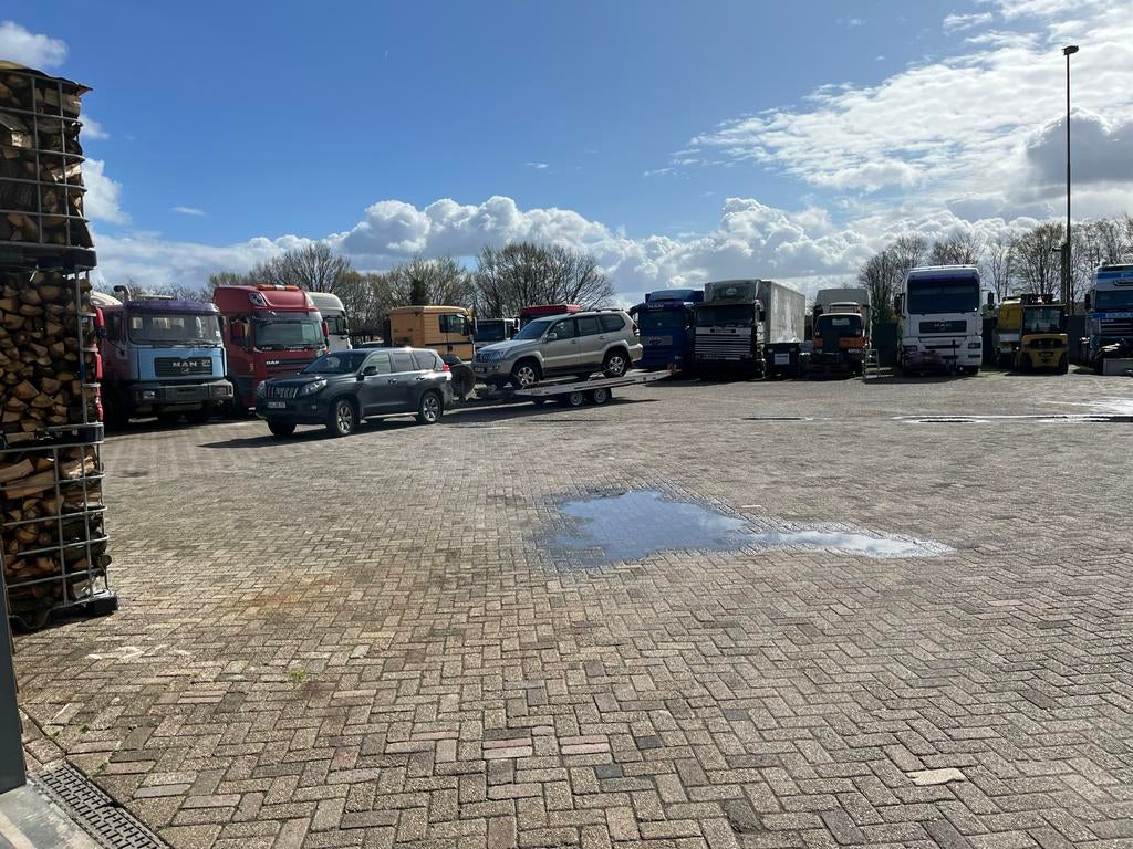 Te huur per 15 mei export/opslag terrein
