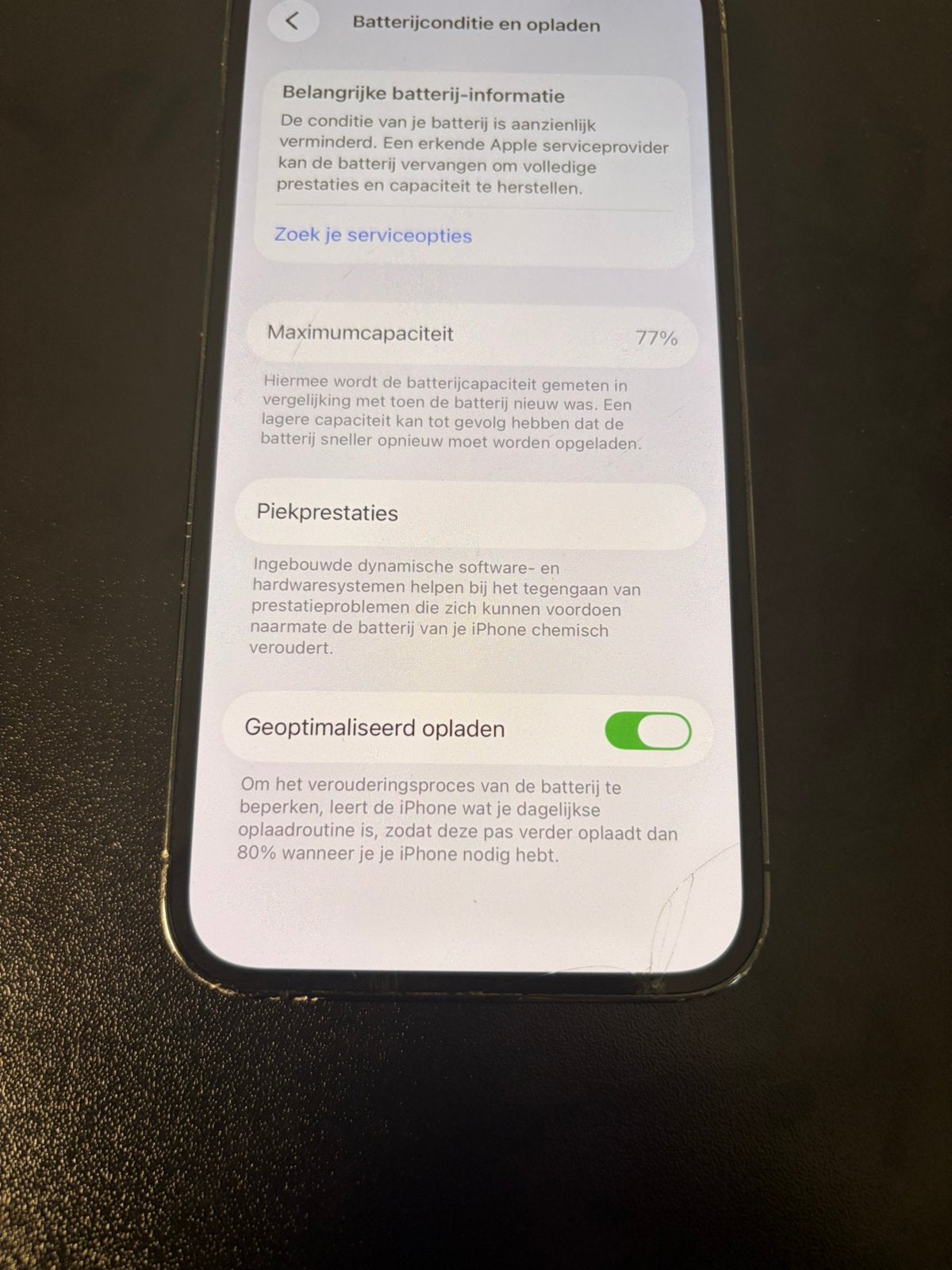 Foto 5 van Iphone 13 pro 128GB te koop achterkant kapot!