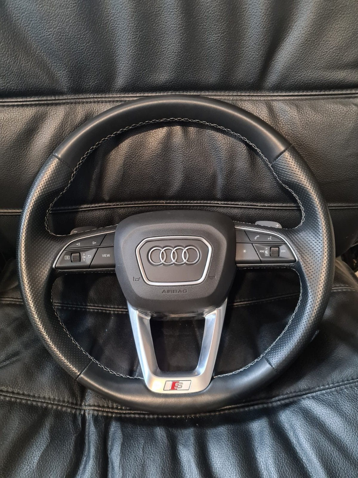 Audi S3 compleet stuur met Airbag  flippers en stuurmodule, Ophalen of Verzenden, Gebruikt, Audi