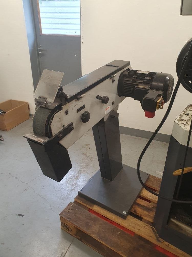 UWM 75x2000 Bandslijpmachine, Gebruikt, Van Heemstraweg 116 Wamel, Overige typen, UWM