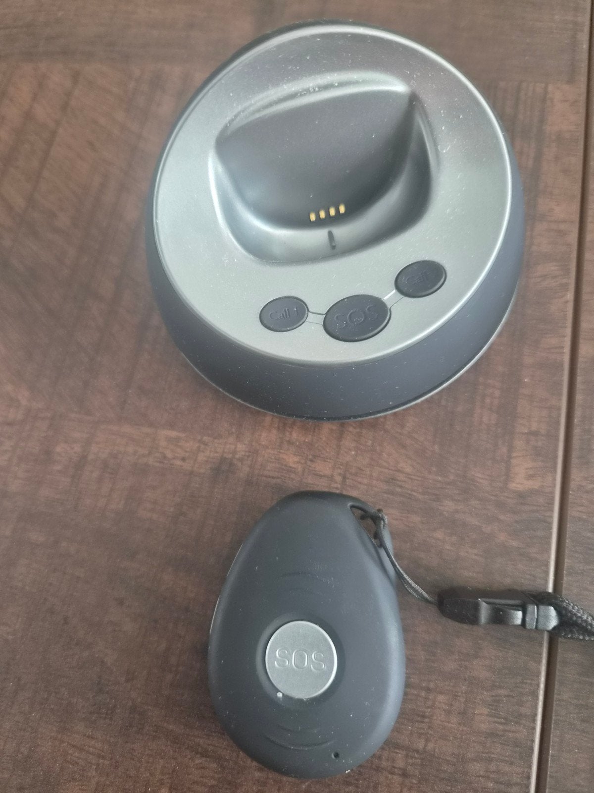 SOS Alarm Hanger met Oplaadstation - Noodoproep, Ophalen of Verzenden, Gebruikt