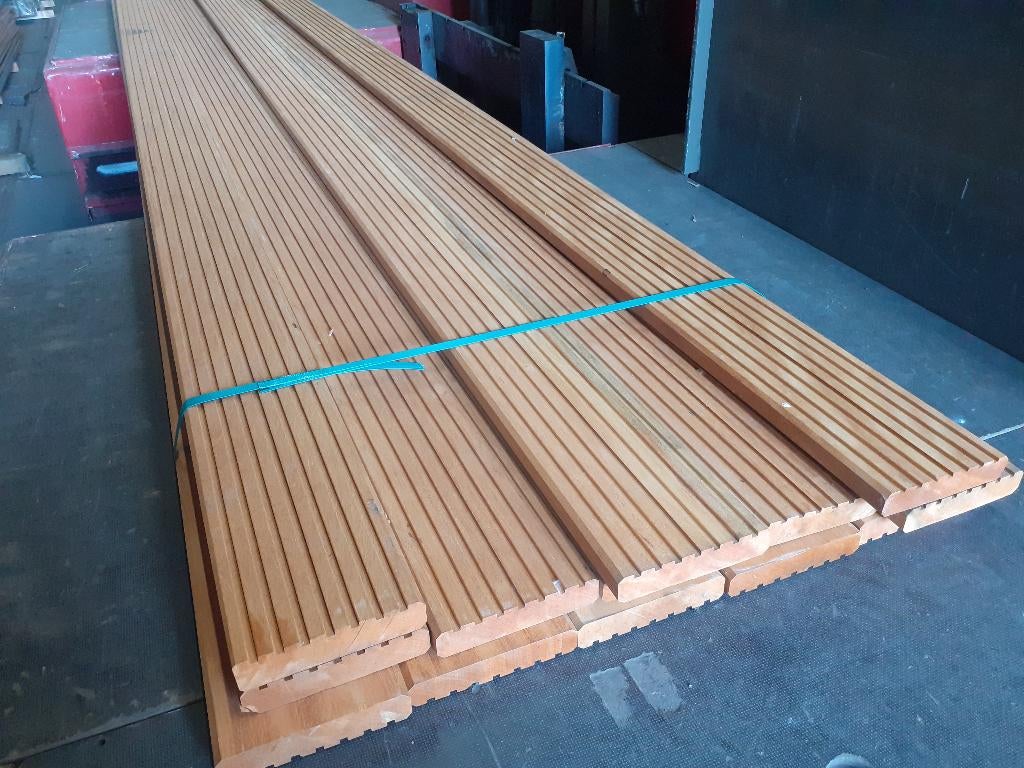 Partij 13 stuks Bilinga dekdelen 27x140x4000mm - 7.55m2, Ophalen of Verzenden, 250 cm of meer, Planken, Hardhout