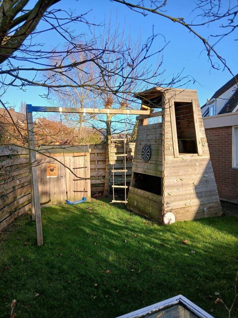 Speelhuis met schommel, Tuin en Terras, Ophalen, Gebruikt