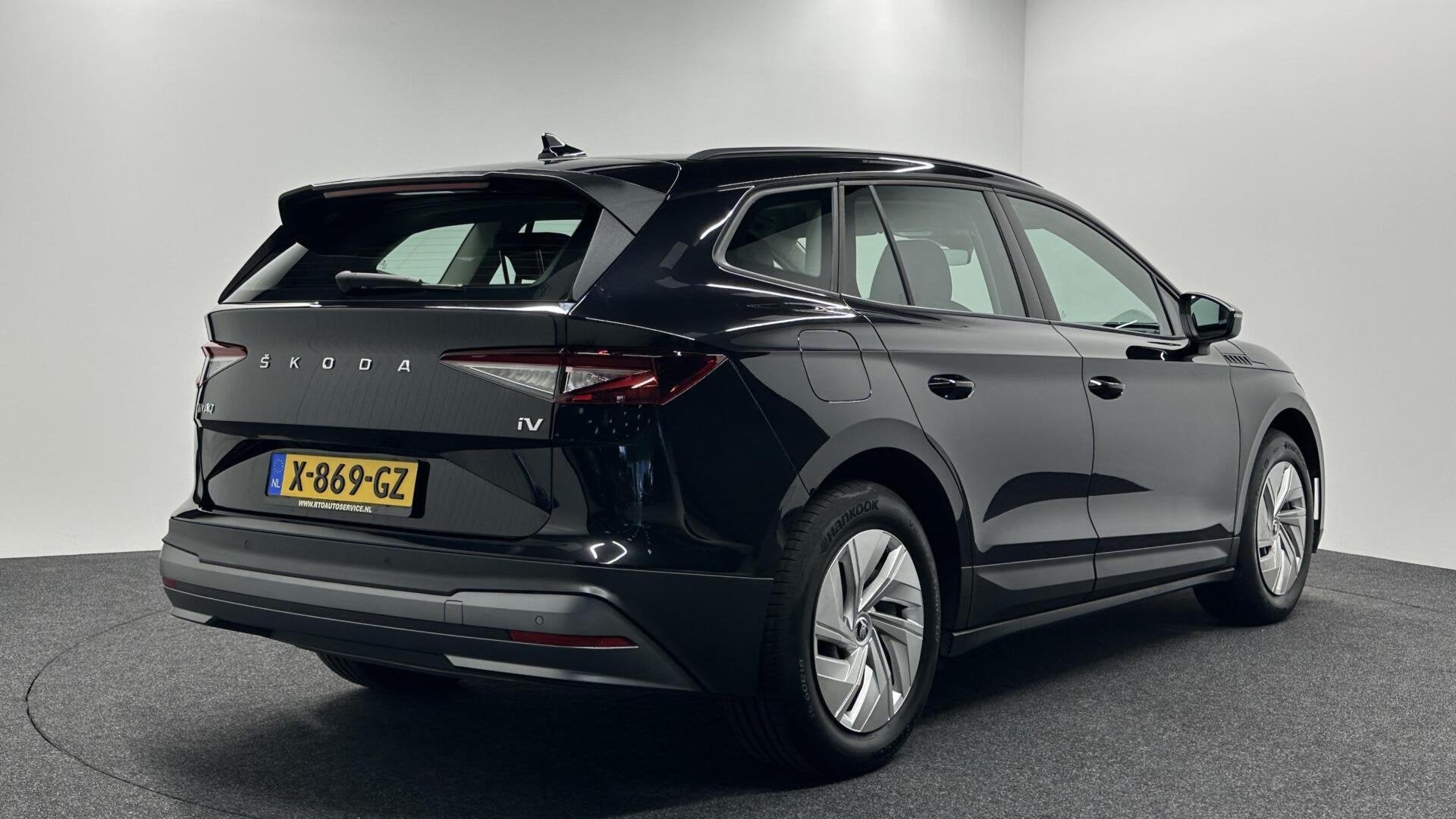 Skoda Enyaq iV 50 Business Edition NAVI ACC CARPLAY. 91% SOH, Auto's, Achterwielaandrijving, Gebruikt, Met garantie (alle), Leder en Stof