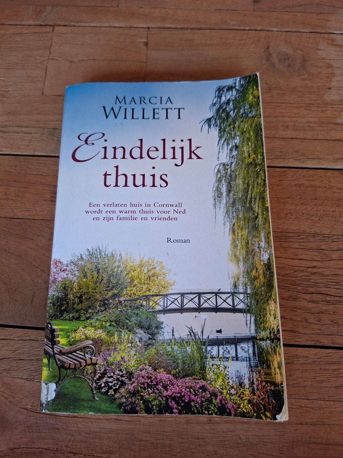 Eindelijk Thuis - Marcia Willett (Roman), Ophalen of Verzenden, Gelezen, Maria Willet