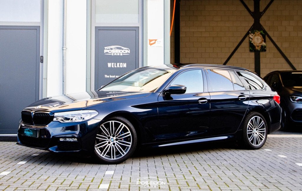 BMW 5-serie Touring 530i M-Pakket | Panoramadak | Memory | H, Auto's, Automaat, 1998 cc, Achterwielaandrijving, Gebruikt