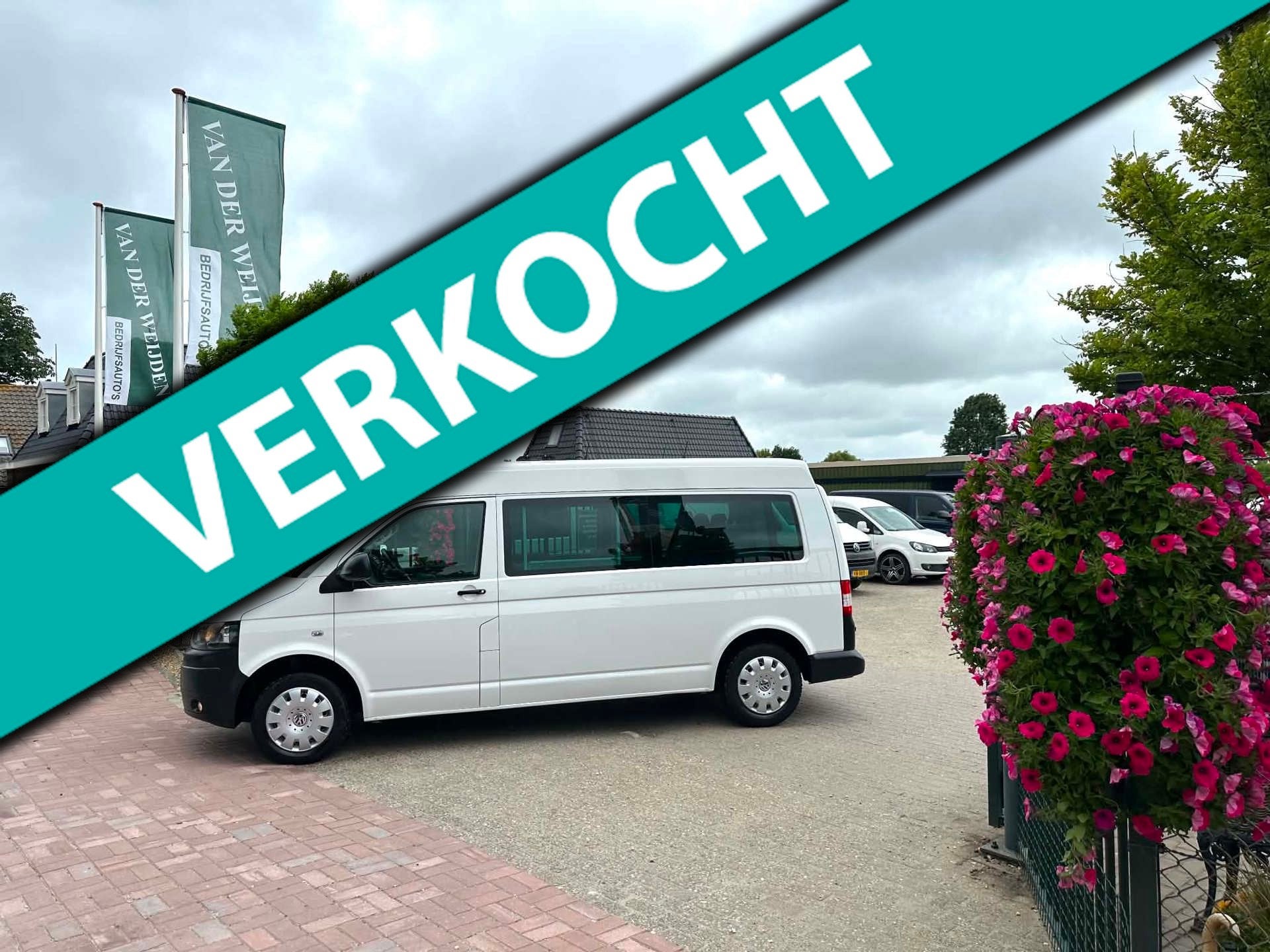 Volkswagen Transporter Kombi 2.0 TDI L2H2 AUTOMAAT MARGE 9 P, Auto's, Euro 5, Stof, 241 €/maand, 2500 kg