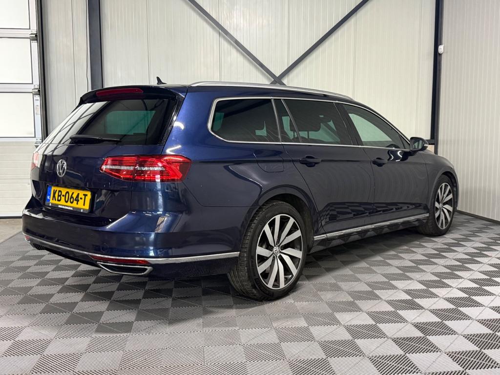 Volkswagen Passat Variant 2.0 BiTDI DSG | 4Motion Highline R, Auto's, Volkswagen, Automaat, Gebruikt, Euro 6, 4 cilinders