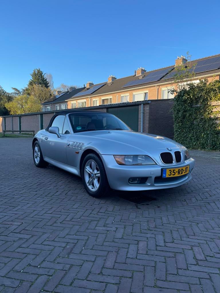 BMW Z3 1.8 Roadster 1996 Grijs, Ophalen, Zo goed als nieuw