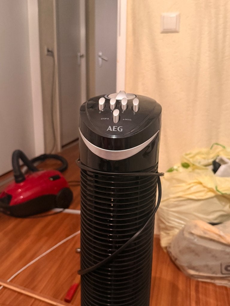 AEG ventilator – zwart – 73 cm hoog, Ophalen, Gebruikt, Statiefventilator