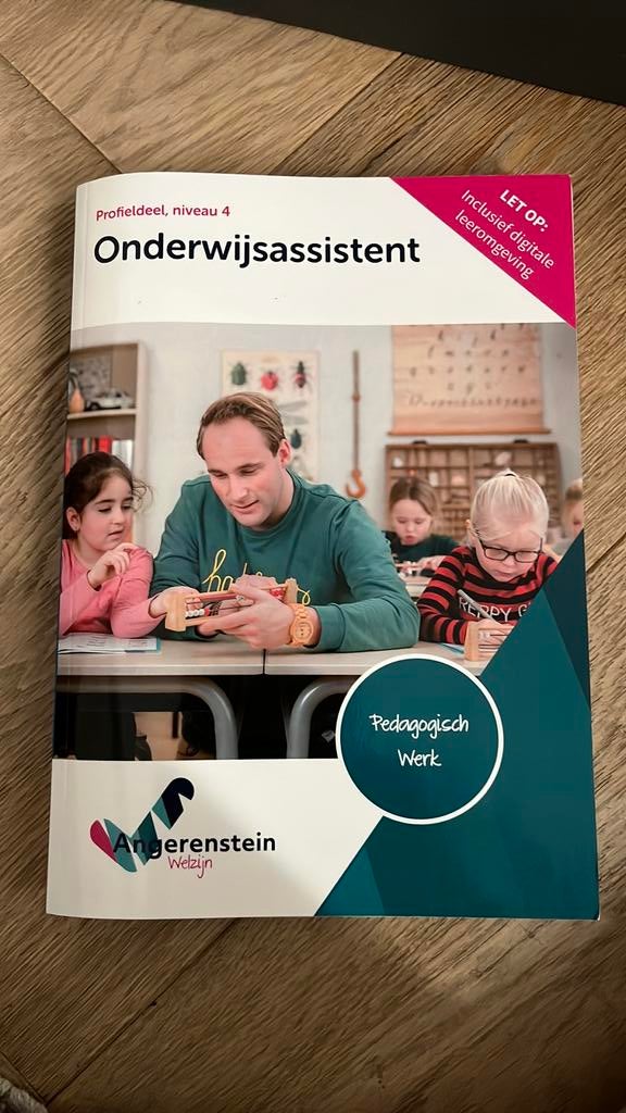 Boek onderwijsassistent, Boeken, Schoolboeken, Ophalen of Verzenden, Zo goed als nieuw, Overige niveaus