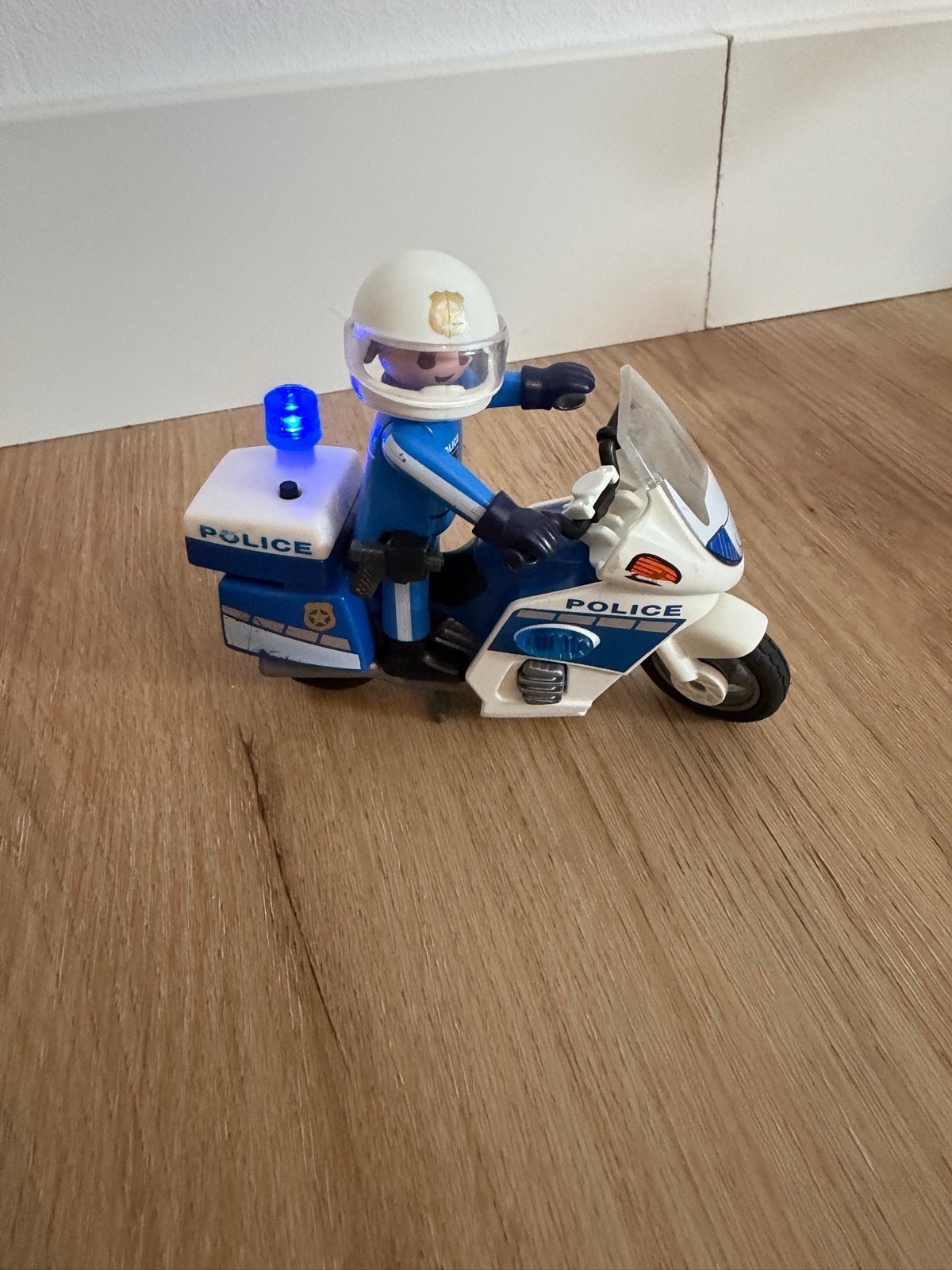 Playmobil 6923 City Action Politie Motor met Agent, Complete set, Voertuig, Ophalen of Verzenden, Zo goed als nieuw