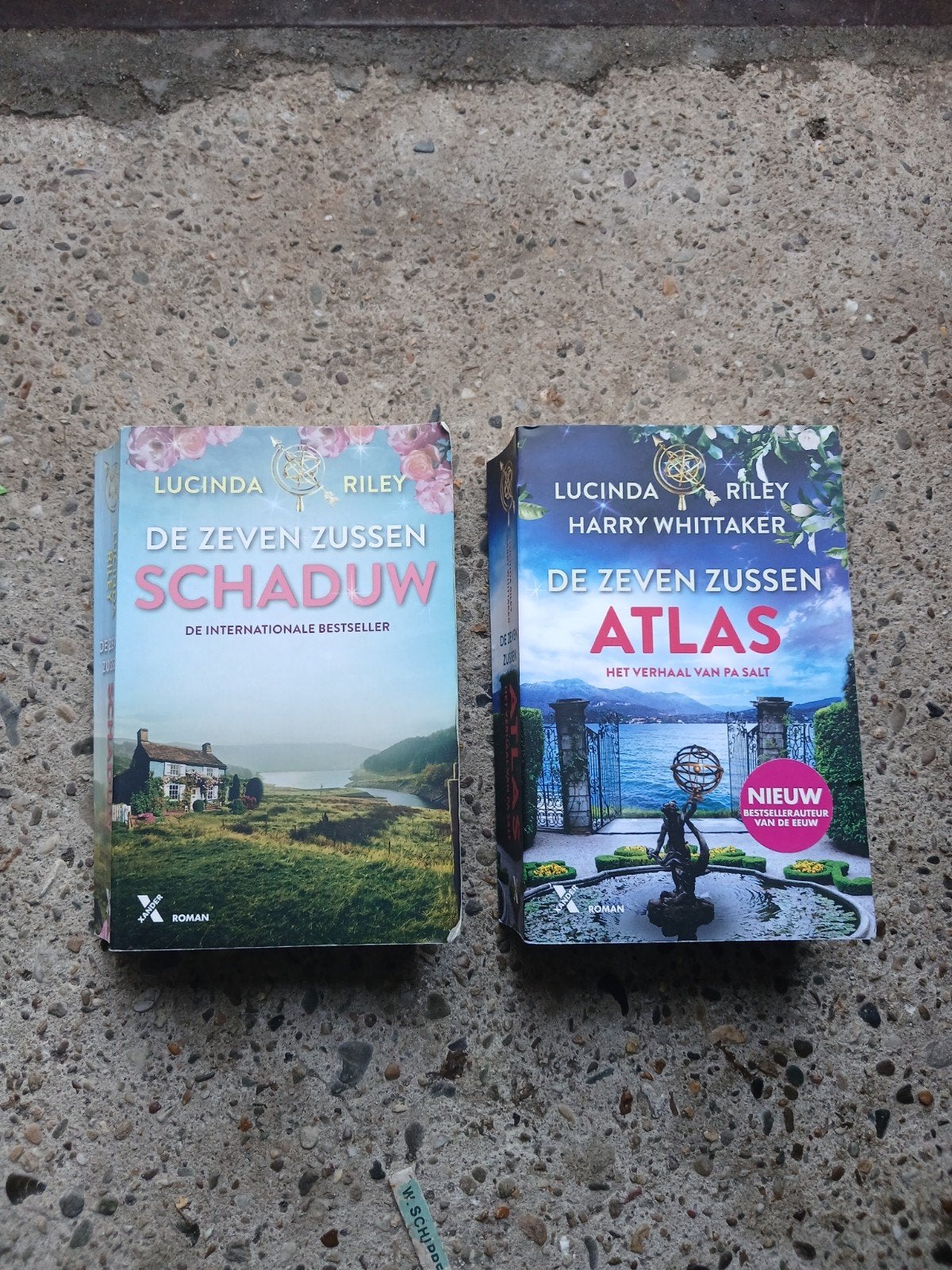 De Zeven Zussen: Schaduw & Atlas - Lucinda Riley, Boeken, Ophalen of Verzenden, Zo goed als nieuw, Lucinda Riley