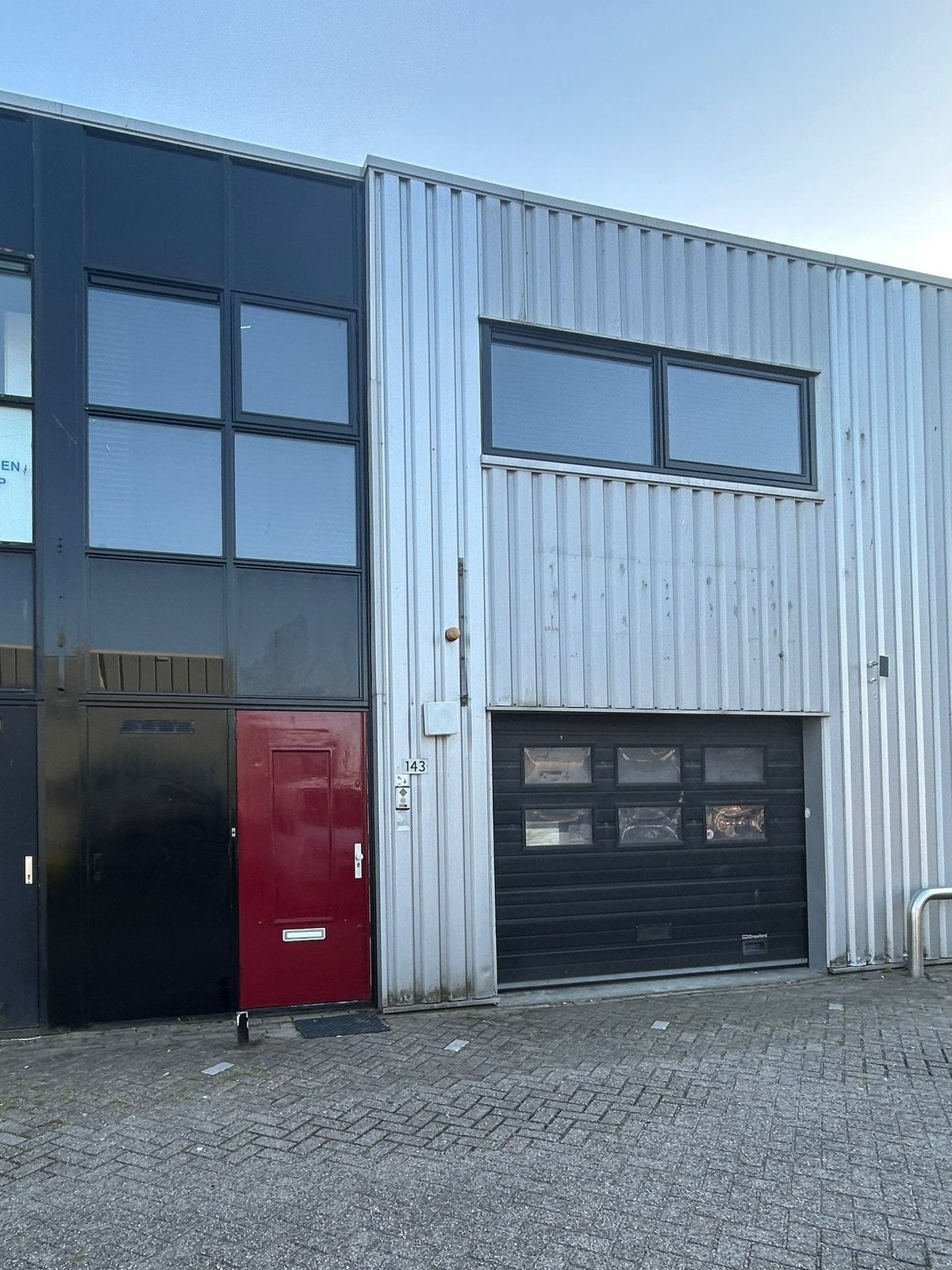 TE HUUR Multifunctionele bedrijfsruimte + kantoor Hoofddorp, 140 m², Huur, Bedrijfsruimte