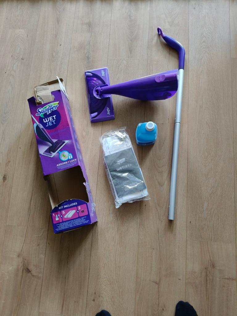 Swiffer WetJet Dweilsysteem - Compleet met navulling, Ophalen, Mop of Dweil