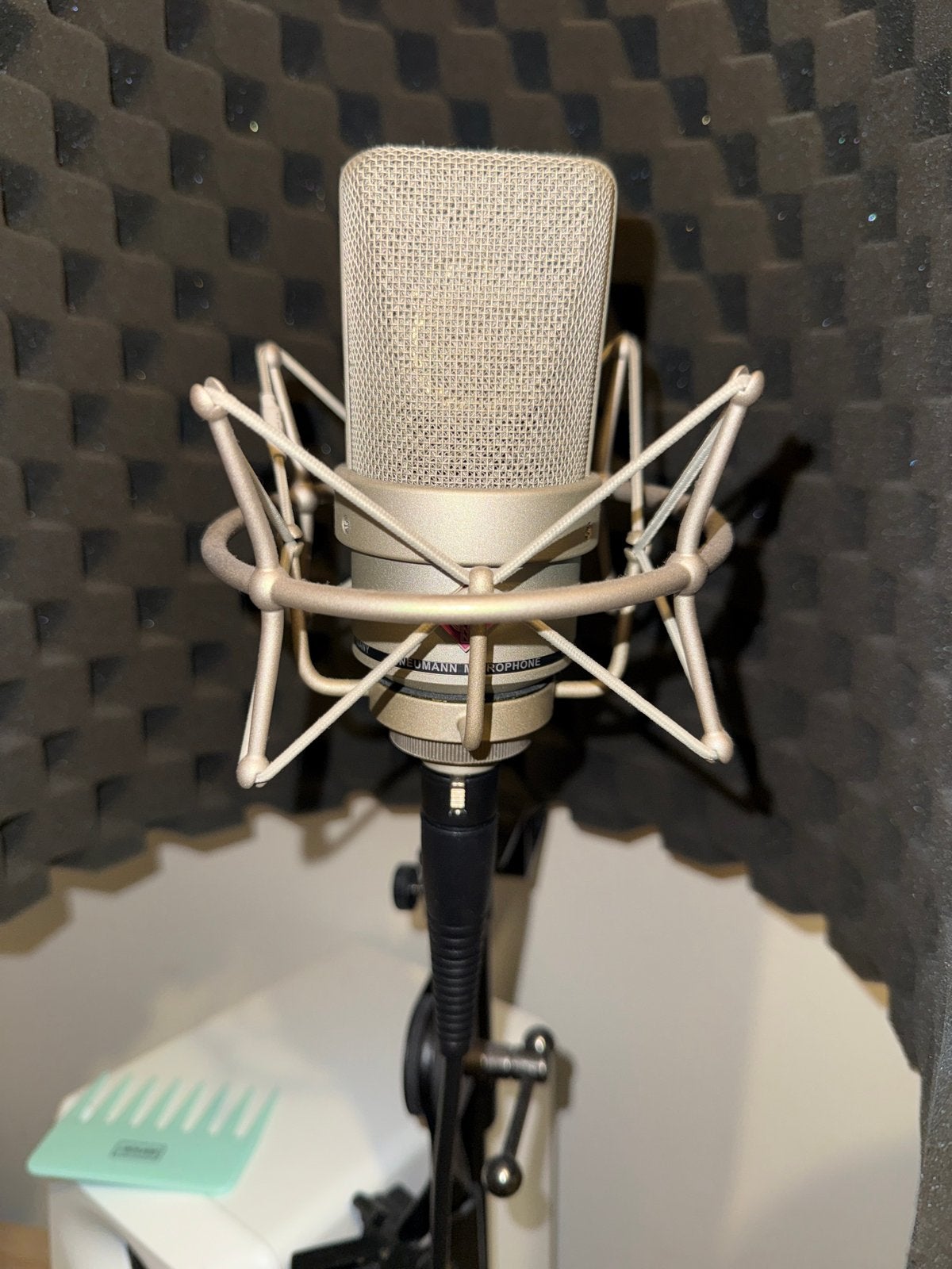 Neumann TLM 103 Studiomicrofoon met Shockmount, Muziek en Instrumenten, Ophalen, Zo goed als nieuw, Studiomicrofoon