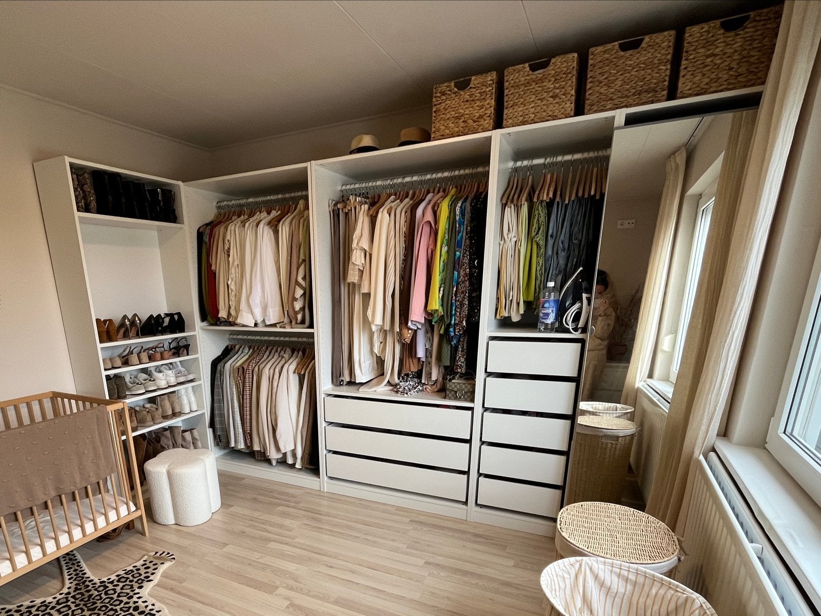 Ikea PAX kast 300x58x201 cm met spiegeldeur, Huis en Inrichting, Kasten | Kledingkasten, Ophalen, 200 cm of meer, Zo goed als nieuw