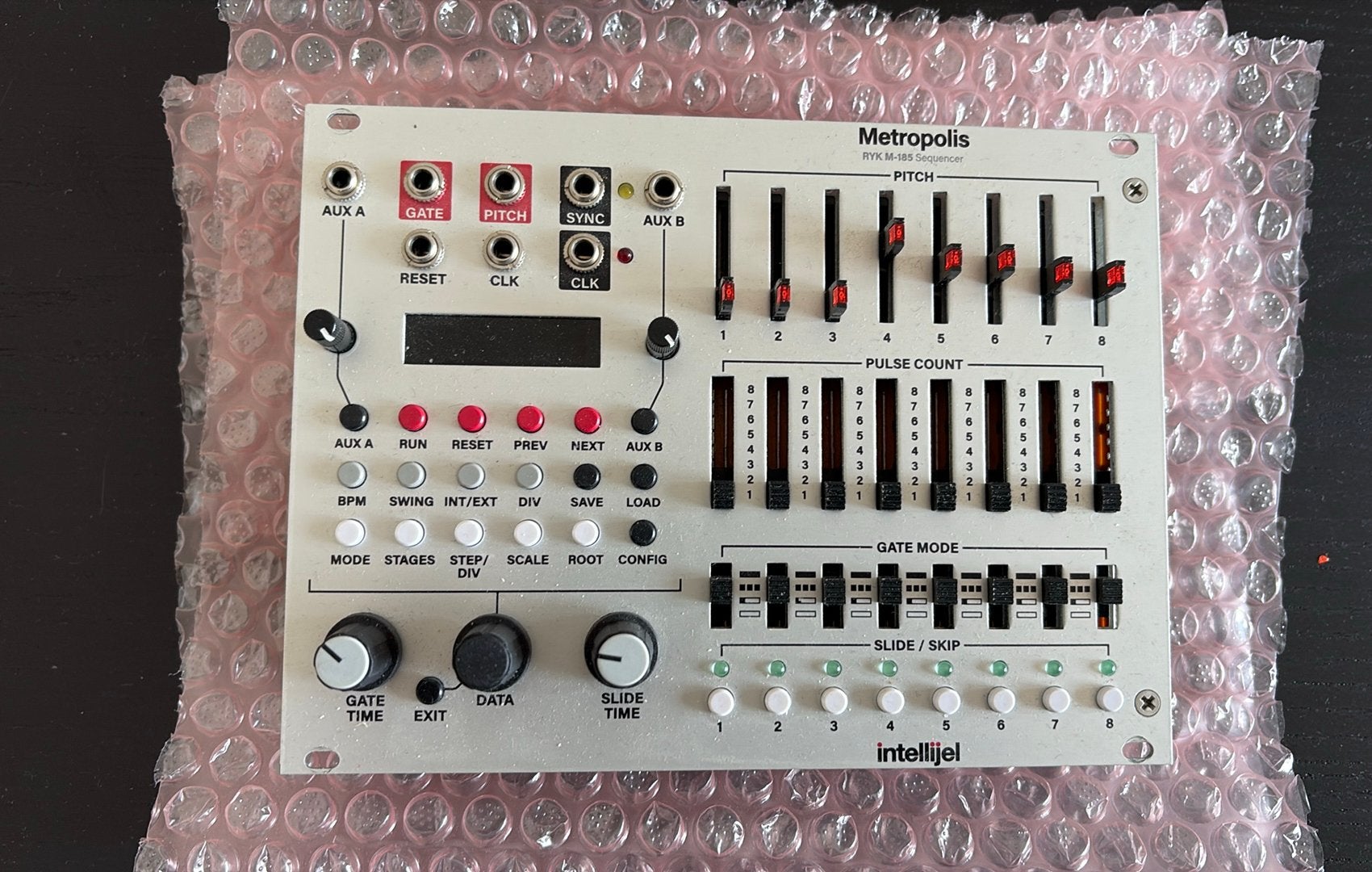 Intellijel Metropolis, Muziek en Instrumenten, Synthesizers, Ophalen of Verzenden, Zo goed als nieuw, Overige aantallen, Overige merken
