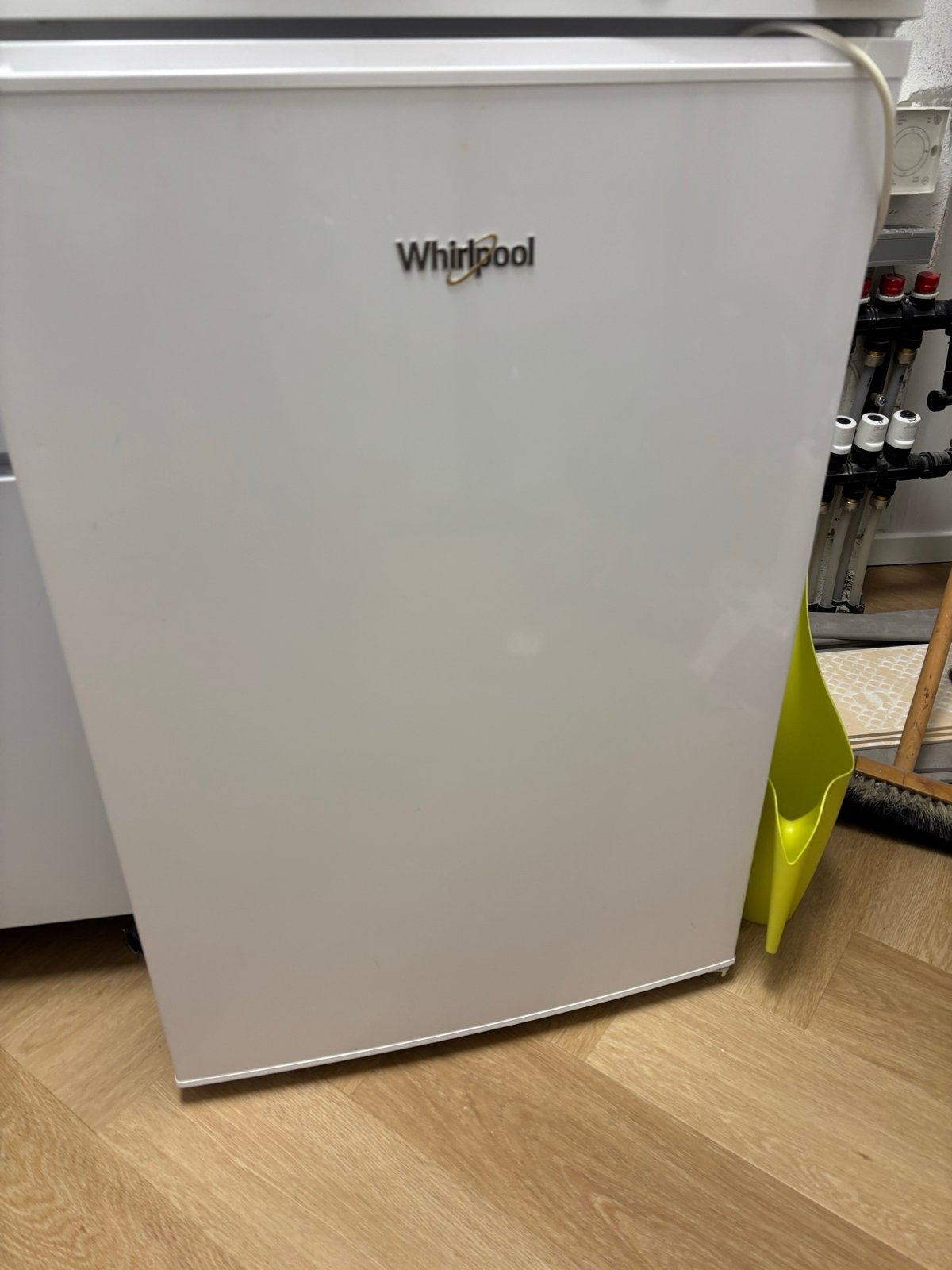 Whirlpool W55RM 1110 W Koelkast - Zo goed als nieuw, 85 tot 120 cm, Zonder vriesvak, 100 tot 150 liter, Ophalen of Verzenden