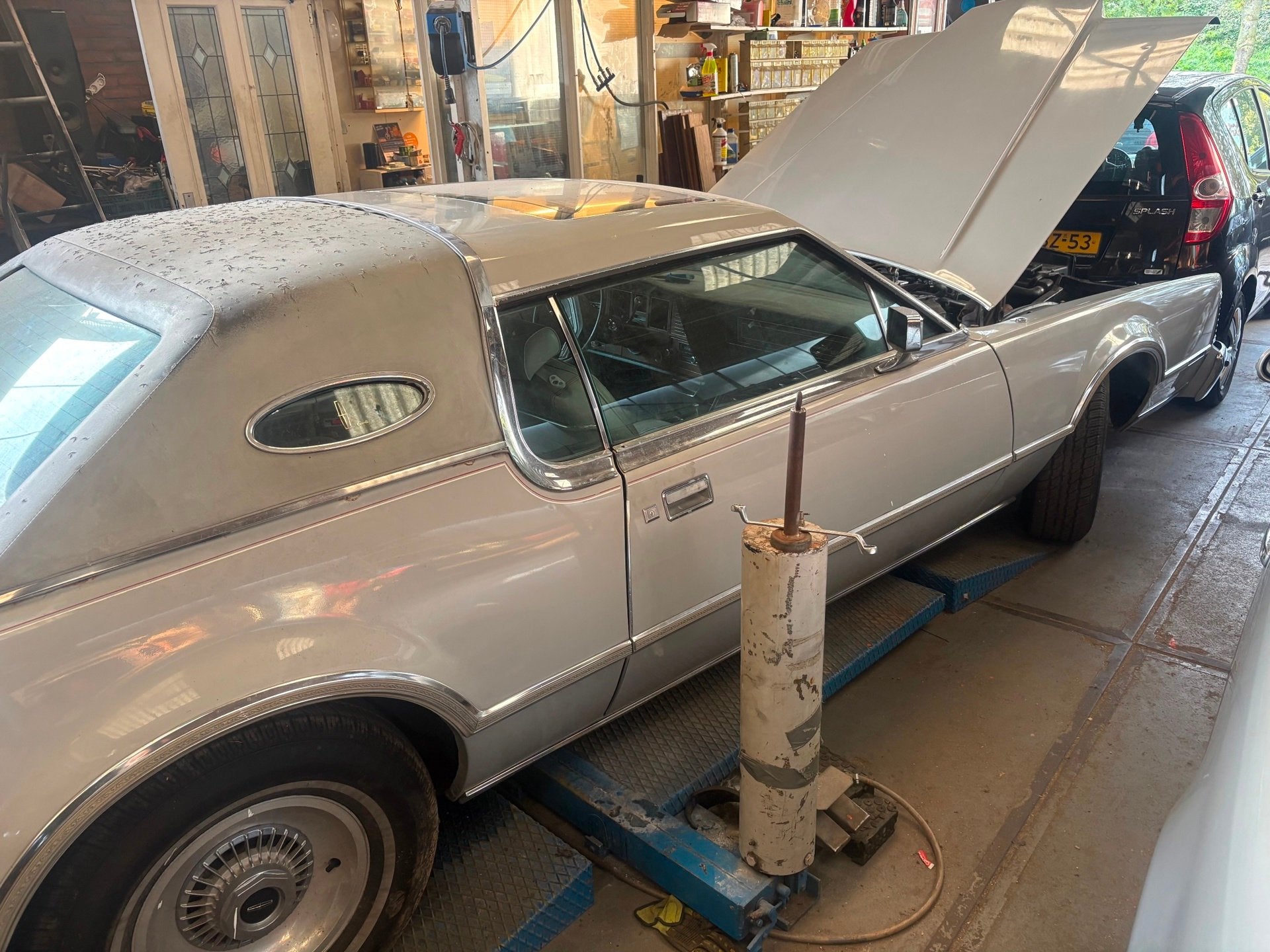 Lincoln CONTINENTAL MARK III 2xlincoln mark 3 en mark 4 cart, Auto's, Lederen bekleding, Gebruikt, 8 cilinders, Overige carrosserieën