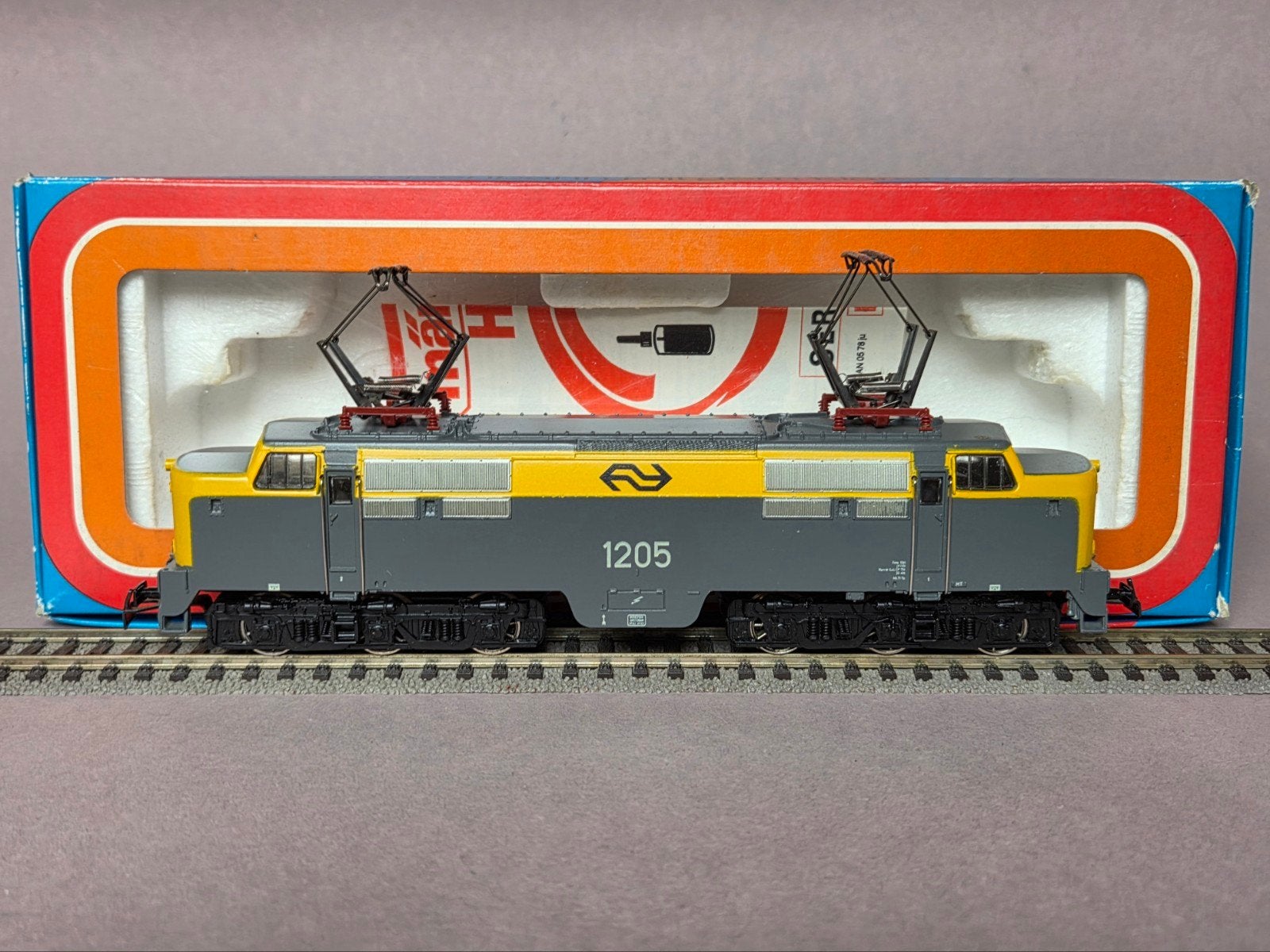 Märklin 3055.6 NS 1205 met OVP  !!In zeer goede staat!!, Ophalen, Wisselstroom, Locomotief, Analoog