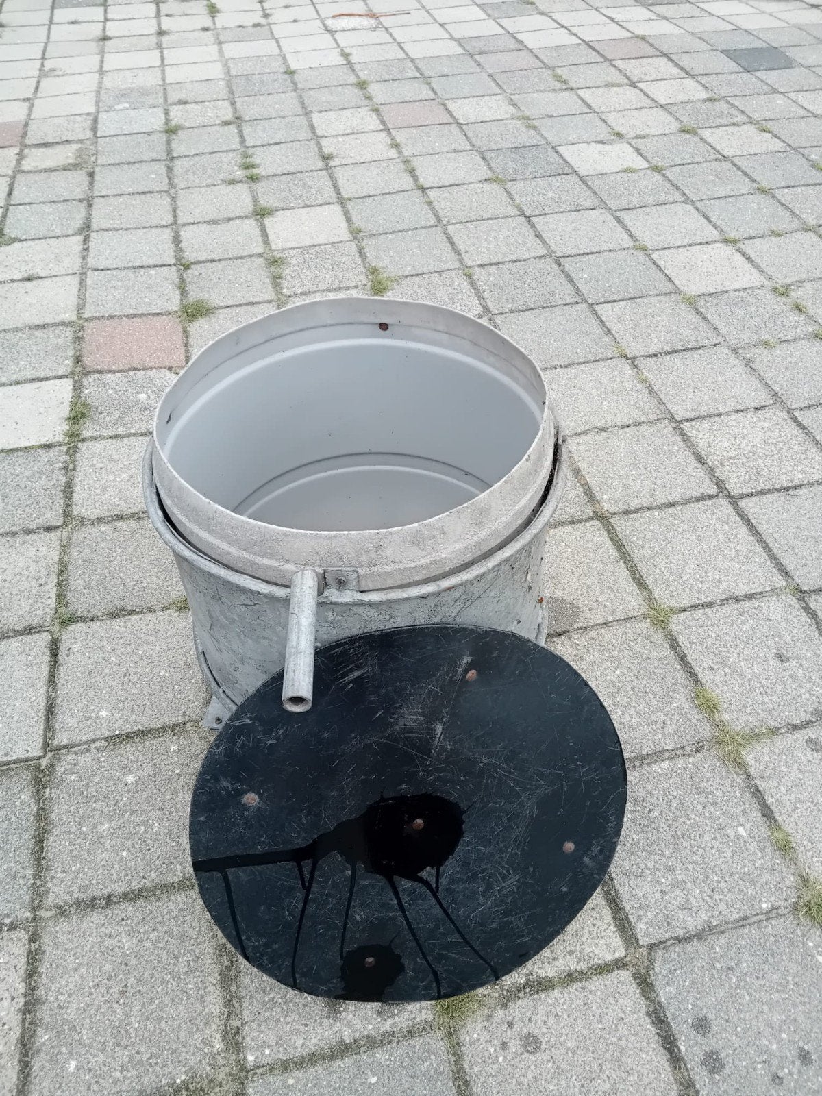 Kadaver ton en kadaver bak, Ophalen, Gebruikt
