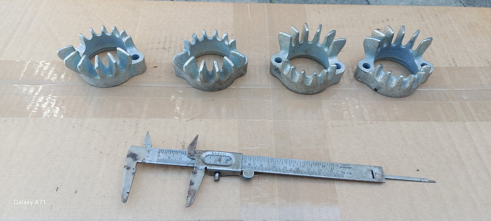 Diverse uitlaat wartels voor oldtimer motoren , Honda, Motoren, Onderdelen | Oldtimers, Ophalen of Verzenden, Gebruikt